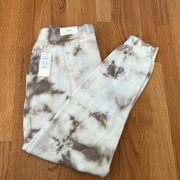 NWT Tye-Dye joggers - Picture 4 of 4